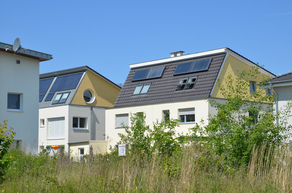 Solarsiedlung „Wohnen am Eltzhof“ / Köln-Porz